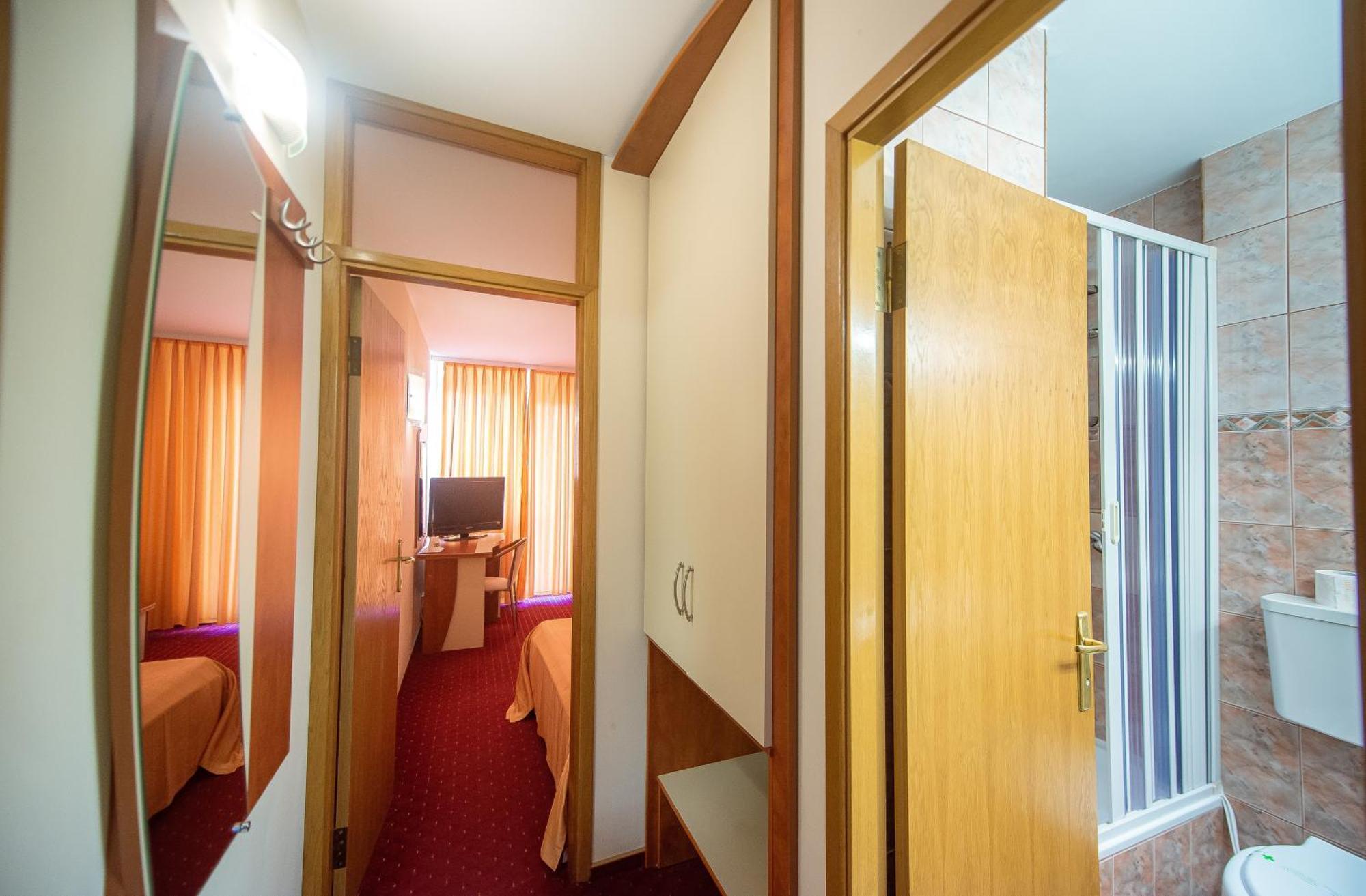 Hotel Doina Neptun Exterior foto